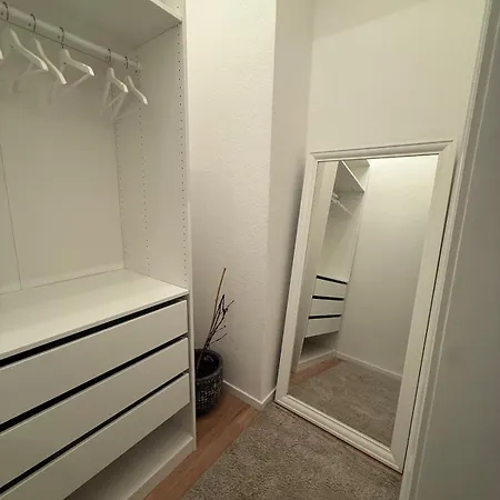 Modernes Design-apartment In Duisburg-rheinhausen Lägenhet Duisburg
